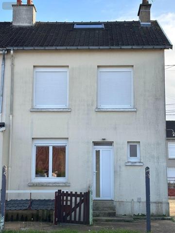 Maison à vendre à Saint-Cosme-en-Vairais dans la Sarthe (72110), ref : 13873/956AC   
Centre Ville