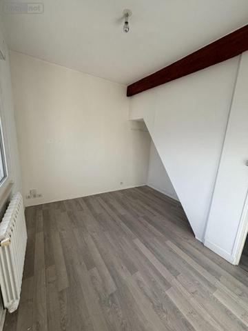 Maison à vendre à Saint-Cosme-en-Vairais dans la Sarthe (72110), ref : 13873/956AC   
Centre Ville