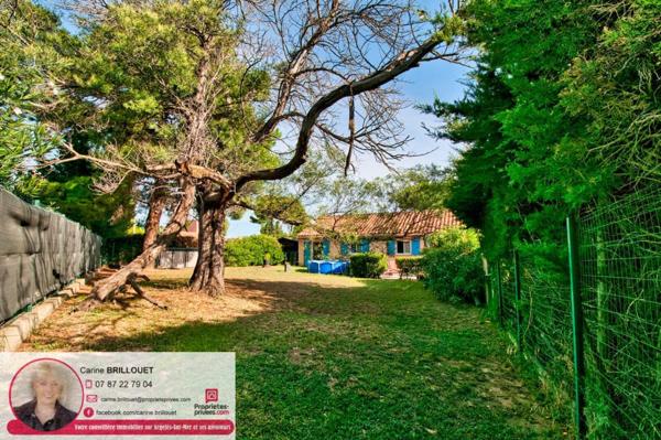 EXCLUSIVITÉ - Villa rénovée avec jardin dans résidence avec piscine