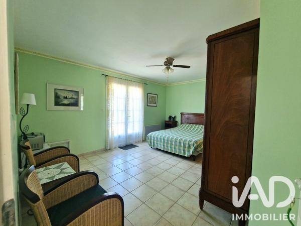 Maison à vendre 7 pièces 151 m² Saint-Julien-des-Landes