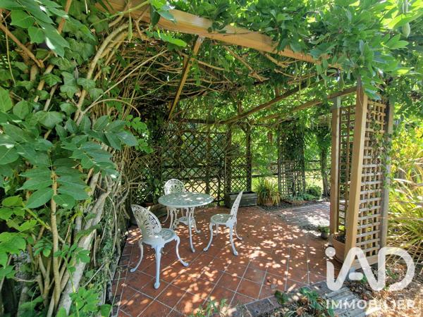 Maison à vendre 7 pièces 151 m² Saint-Julien-des-Landes