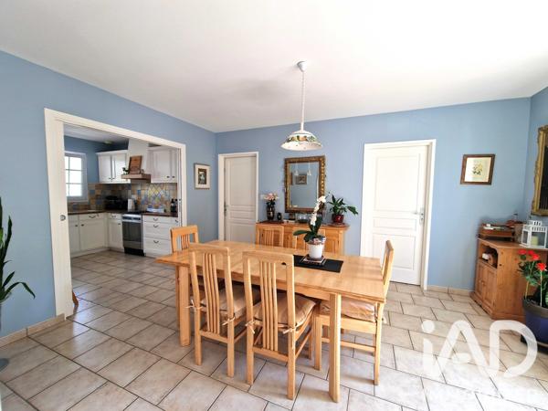 Maison à vendre 7 pièces 151 m² Saint-Julien-des-Landes