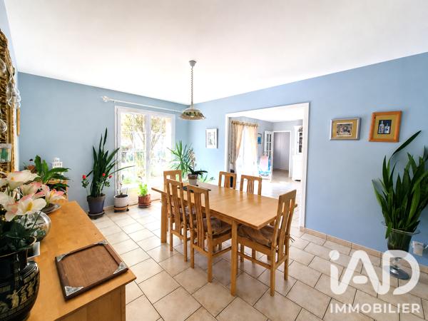 Maison à vendre 7 pièces 151 m² Saint-Julien-des-Landes