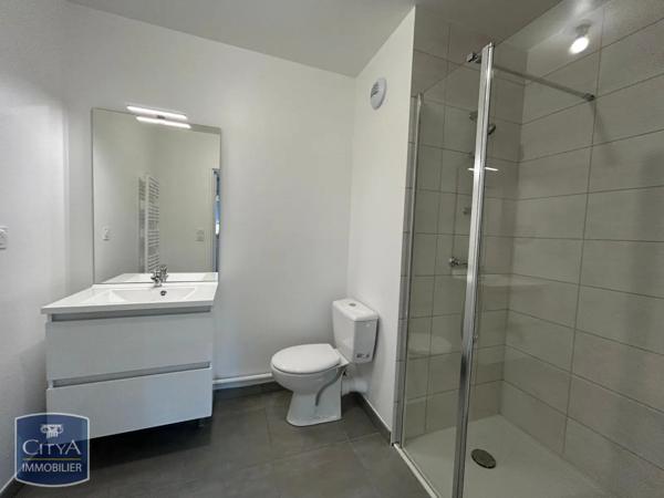 Appartement à louer 1 pièce 28.1m²