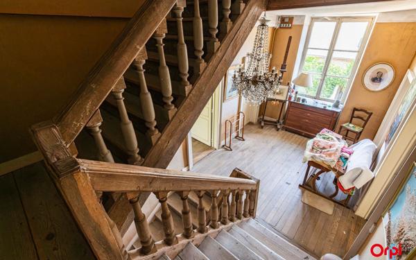 Maison à vendre    18 pièces •  Trigny