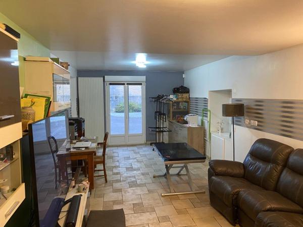 maison de village, rénovée, avec un chauffage aux bois