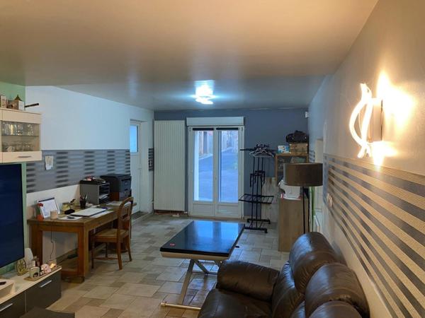 maison de village, rénovée, avec un chauffage aux bois