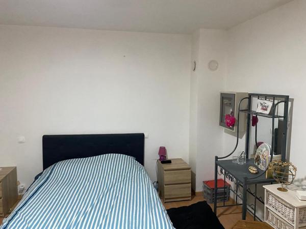 maison de village, rénovée, avec un chauffage aux bois