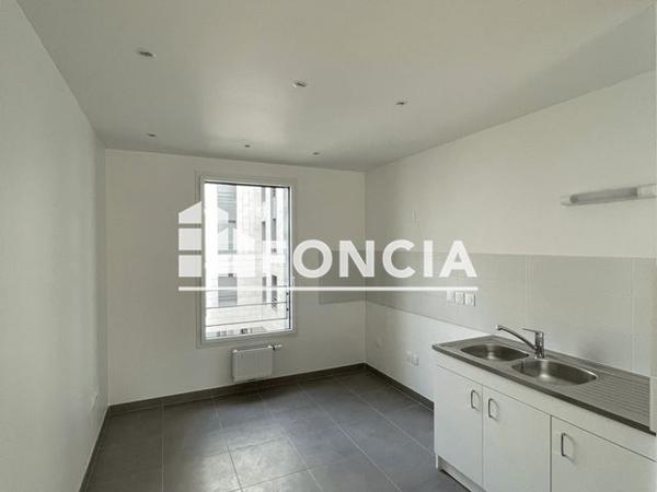 Location Appartement 3 pièces 69.1 m² - 11-15 IMPASSE ABEL VARET Clichy 92110