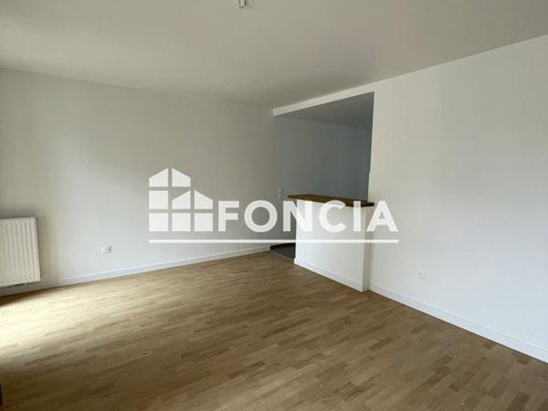 Location Appartement 3 pièces 69.1 m² - 11-15 IMPASSE ABEL VARET Clichy 92110