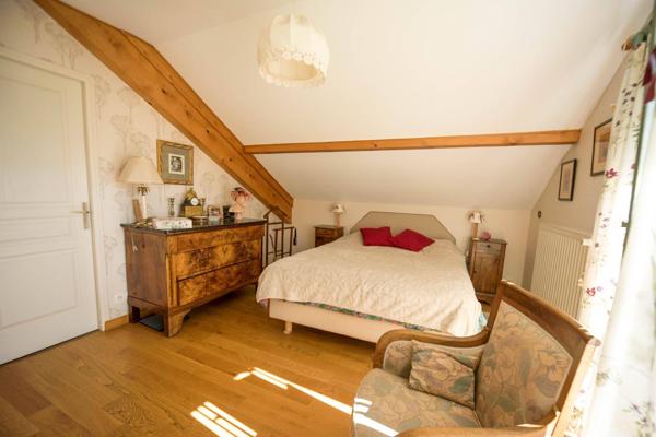 Maison à vendre - Saint-Jorioz 7 pièces de 171.01 m²