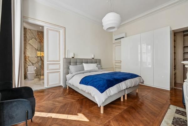 Vente Appartement de luxe Paris 8 6 Pièces 181 m²
