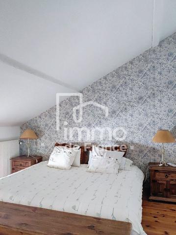 Appartement Oyonnax 4 pièce(s) 162.20 m²