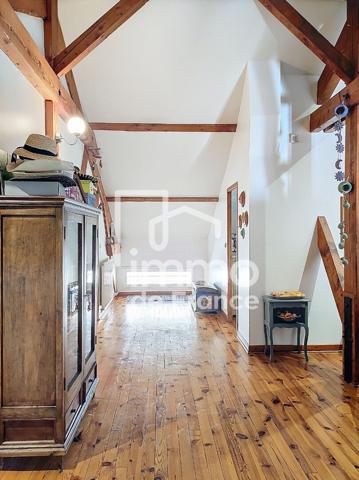 Appartement Oyonnax 4 pièce(s) 162.20 m²