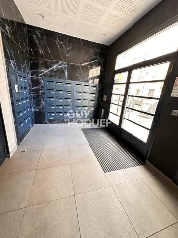 Chambre à louer (colocation) - Appartement à louer de 5 pièces de 88.07 m