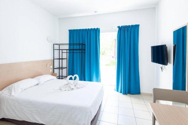 INVESTISSEMENT LOCATIF – FREJUS – Résidence de Tourisme Zenitude La Tour de Mare - 5,58% de rentabilité