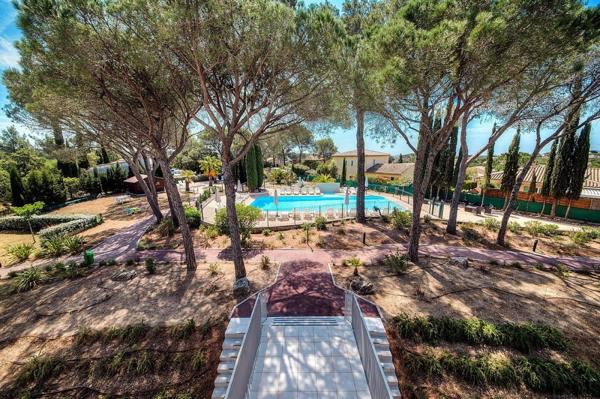 INVESTISSEMENT LOCATIF – FREJUS – Résidence de Tourisme Zenitude La Tour de Mare - 5,58% de rentabilité