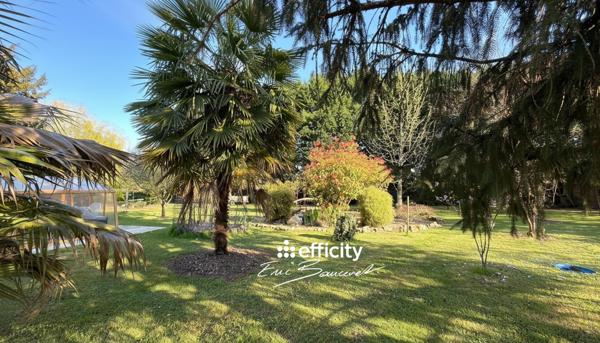 Maison 9 pièces - 235 m²