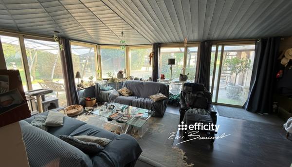 Maison 9 pièces - 235 m²