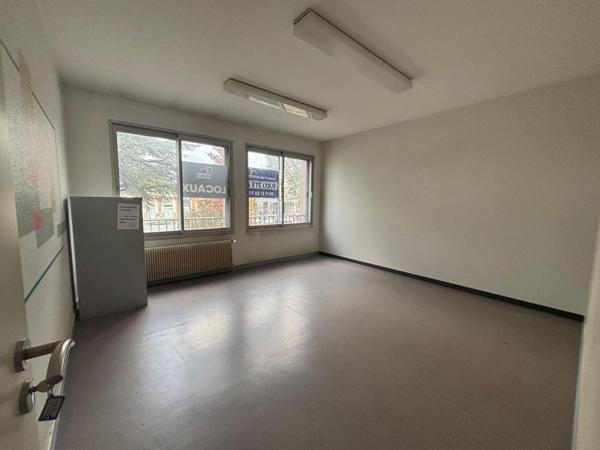 285 m² à Rodez — Loyer exceptionnel 1 400 €/mois