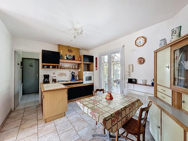 Maison de plain-pied - 110 m² - Quartier recherché de Saint-Hilaire-Saint-Florent à Saumur