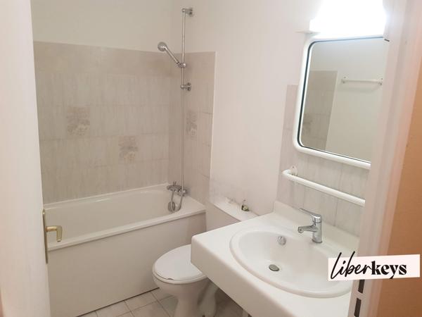 Studio 30 m² + place de stationnement privée - Aix-en-Provence