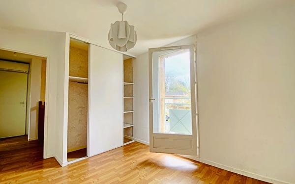 Maison à vendre    4 pièces • 81 m2 Roques