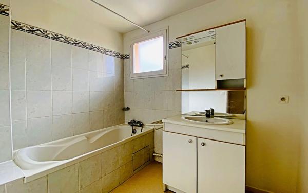 Maison à vendre    4 pièces • 81 m2 Roques