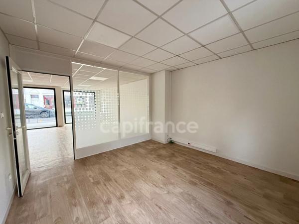 QUIMPER (29), à vendre QUIMPER Local/Bureau 63 m²