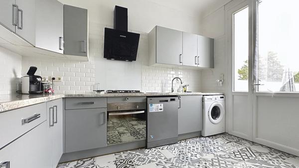 Maison 5 pièces 103 m2 avec grand garage