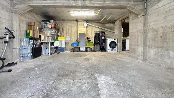 Maison 5 pièces 103 m2 avec grand garage