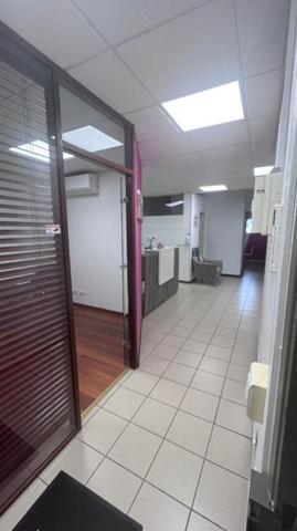 Bureaux professionnel de 86 m2