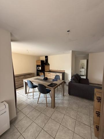 T2/3 Salernes 65.63 m²