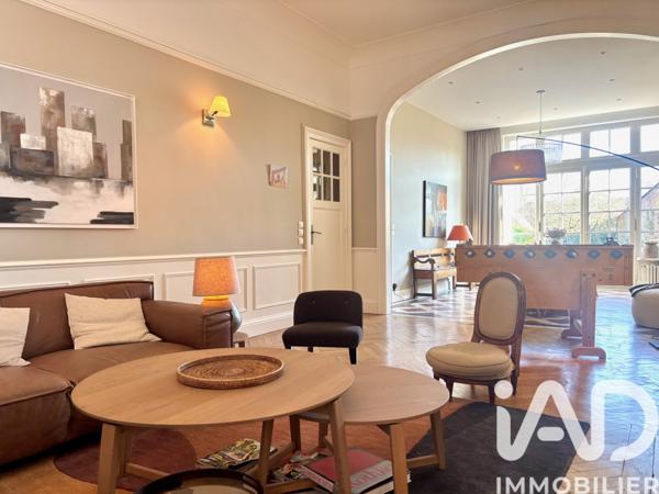 Maison à vendre 15 pièces 375 m² Croix