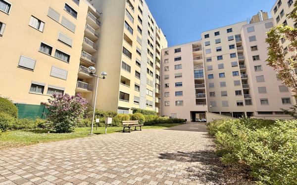 Appartement à vendre    4 pièces • 82,45 m2 Dijon