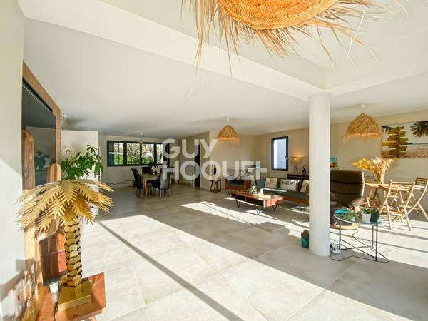 Maison Sainte Soulle 5 pièce(s) 132 m2 - Installez votre activité : Maison de plain-pied + Hangar + Terrain constructible 3 600 m²