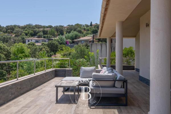 Porto-Vecchio, Villa 4 Chambres -  165 m² à vendre