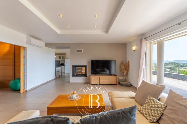 Porto-Vecchio, Villa 4 Chambres -  165 m² à vendre