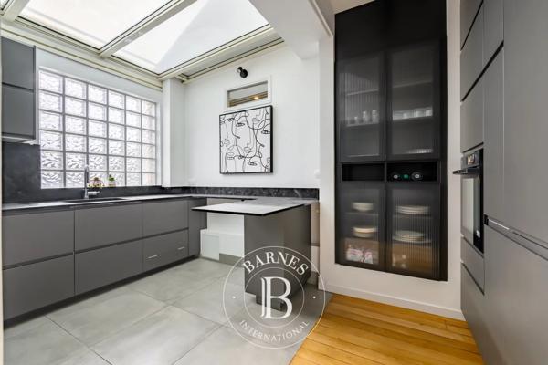 Paris 8ème, Appartement 4 Chambres -  164 m² à vendre