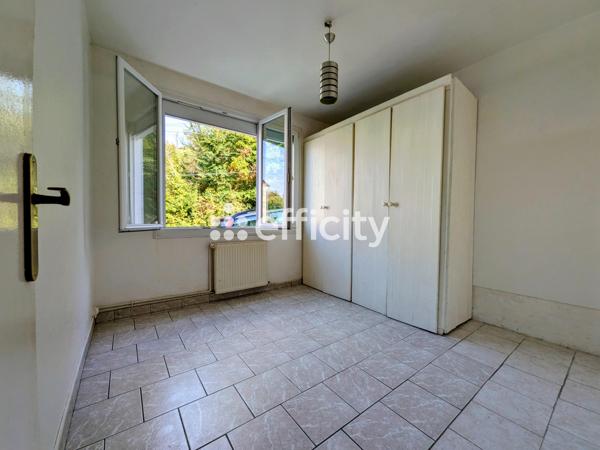 Maison
         8 pièces
        - 166 m² 283 000 € *