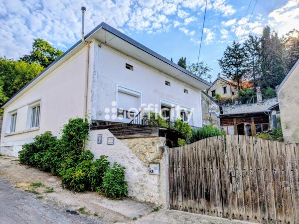 Maison
         8 pièces
        - 166 m² 283 000 € *