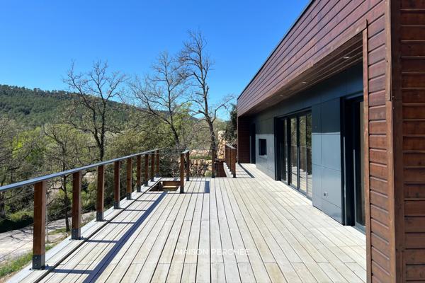 Salernes (83690) YSIA