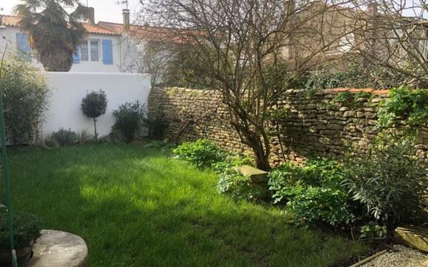 Maison à vendre    4 pièces •  La Couarde-sur-Mer