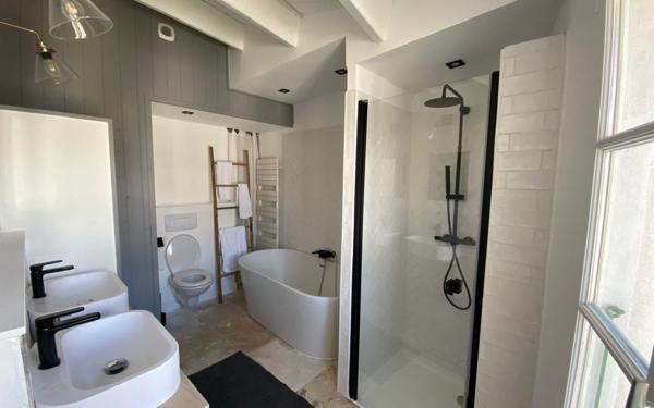 Maison à vendre    4 pièces •  La Couarde-sur-Mer