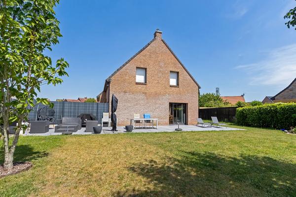 Maison à vendre 7 pièces 146m² La Chapelle-d'Armentières (59930)