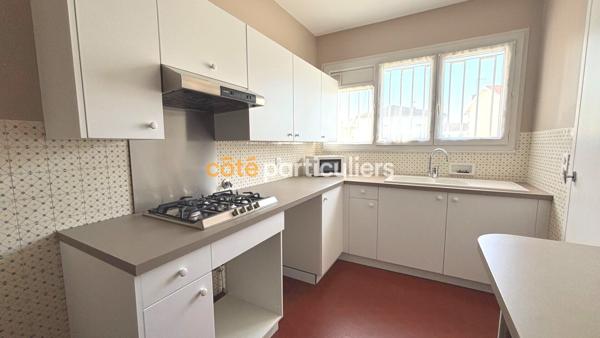Vente
                Appartement132,83 m² - 5 Pièces -
                    BORDEAUX (33200)