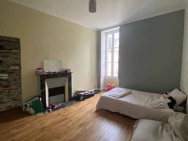 A LOUER T3 MEUBLE Angers 87.10 m² avec terrasse