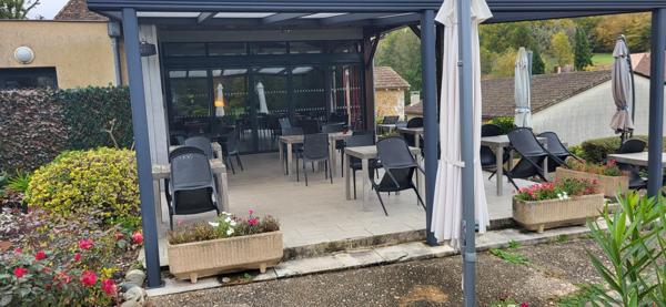 Fonds De Commerce à Bergerac, 24100 - 170m²