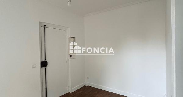 Location Appartement 2 pièces 31.67 m² - Colombes 92700