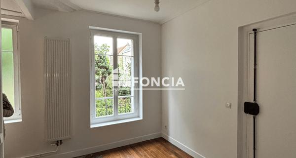 Location Appartement 2 pièces 31.67 m² - Colombes 92700